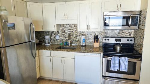 Marathon Apartment | Sunset and Beach view apartment 402