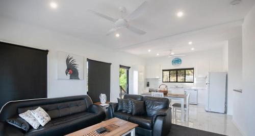 Seventeen Seventy Apartment | Sunset Beach House 1770 Level 3