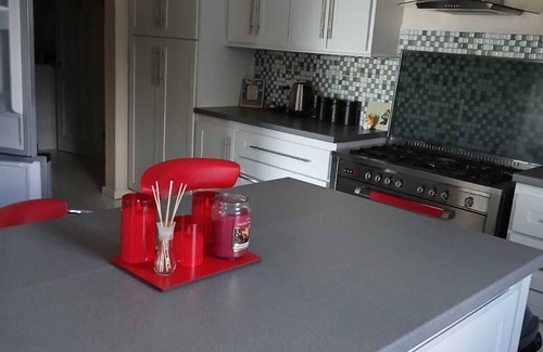 Banse House | Sunset Breeze 101 Augier