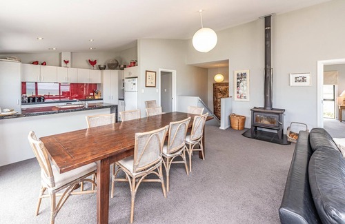 Kai Iwi House | Sunset Escape - Stunning Beachfront Views