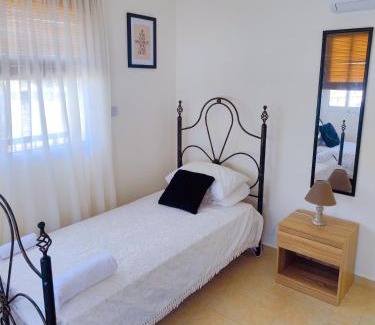 Koloni Apartment | Sunset Green 01