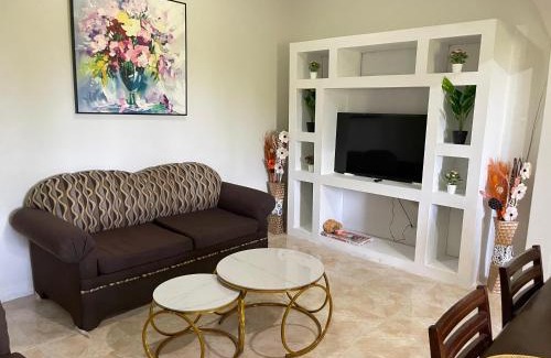 Long Bay House | Sunset grove hideaway