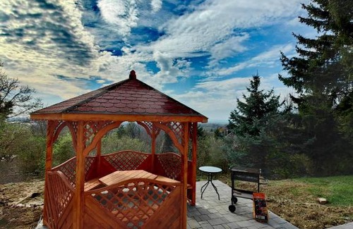 Banka House | Sunset House Piestany Bungalow