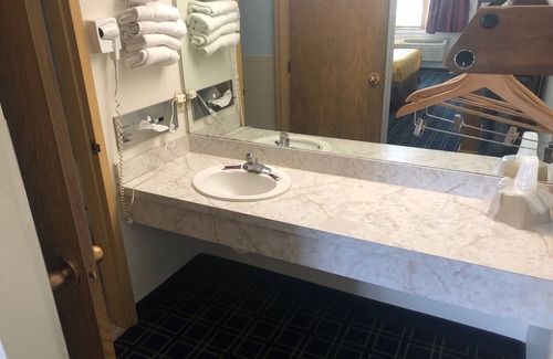Seward Hotel | Sunset Inn & Suites