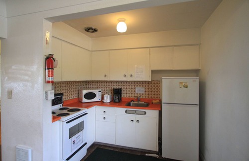 Port Alberni Hotel | Sunset Motel