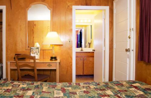 West Lebanon Hotel | Sunset Motor Inn