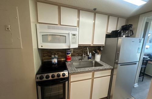 Myrtle Beach Condo | Sunset Over Six, Great Location
