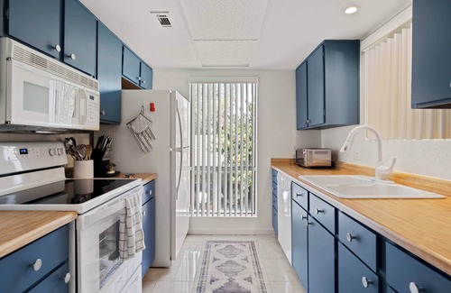 Palm Springs Condo | Sunset Palmar – Perfect Vacay or Work Stay!