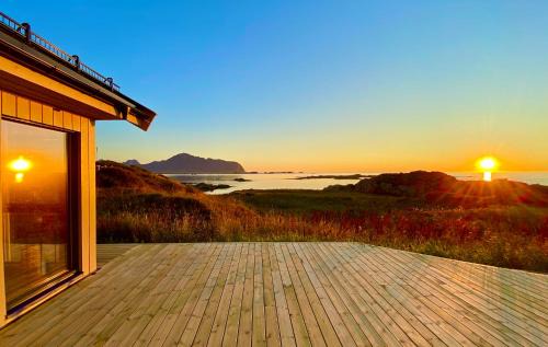 Bostad Ski Chalet | Sunset Panorama - Superior Cabin Lofoten