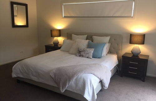 Mount Eliza House | Sunset Resort Guest Suite