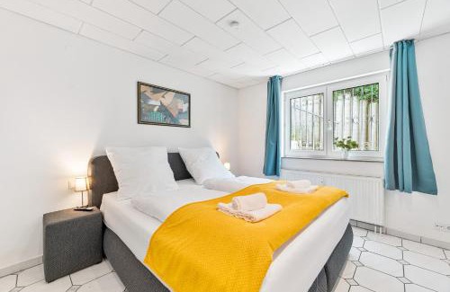 Ostfildern Apartment | Sunshine - 4 Personen Airport Messe mit TG-Garage