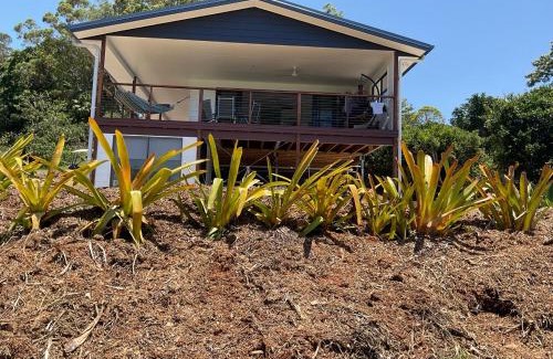 Diddillibah Apartment | Sunshine Coast retreat your own private golf course