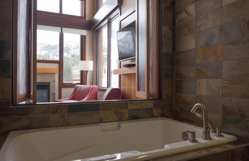 Sunshine Cabin | Sunshine Mountain Lodge