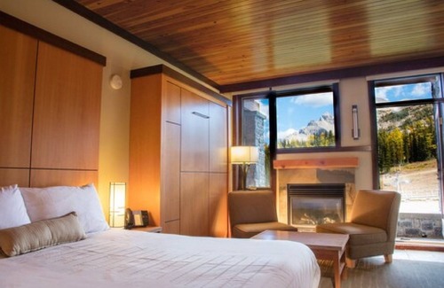 Sunshine Cabin | Sunshine Mountain Lodge