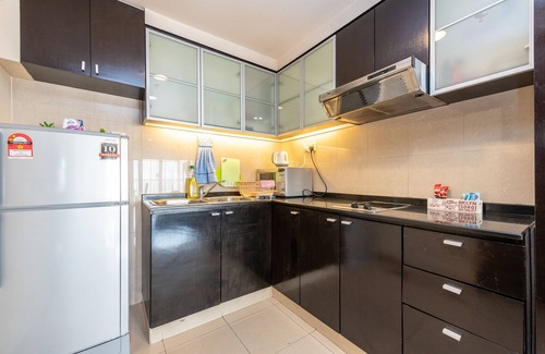 Bandar Sunway Apartment | Sunway Pyramid Resort Suites by Ray&Jo