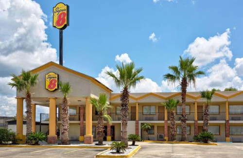 Breaux Bridge Hotel | Super 8 by Wyndham Breaux Bridge