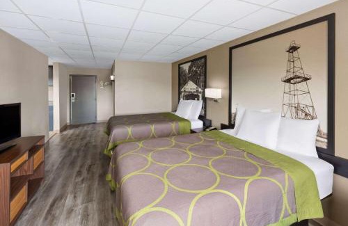 Buffalo Hotel | Super 8 by Wyndham Buffalo