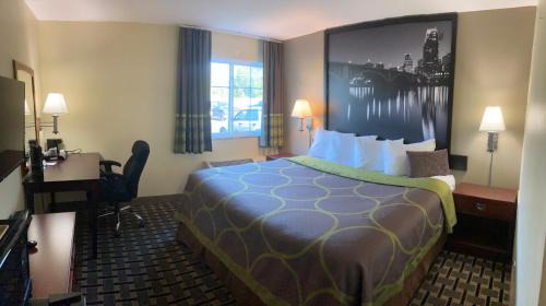 Chisago City Hotel | Super 8 by Wyndham Chisago City