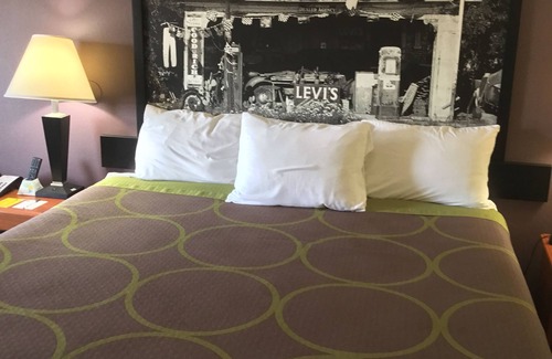 Fairfield Hotel | Super 8 by Wyndham Fairfield Tx