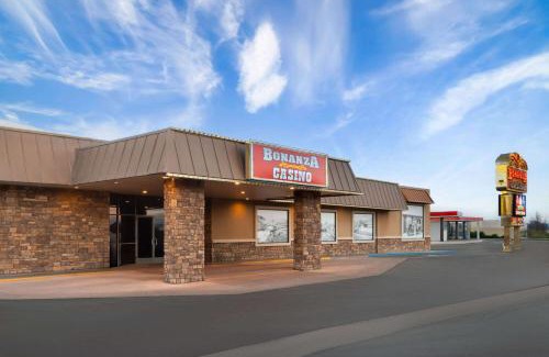 Fallon Hotel | Super 8 by Wyndham Fallon