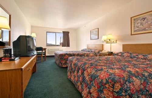 Gallipolis Ferry Hotel | Super 8 by Wyndham Gallipolis Pt Pleasant Area