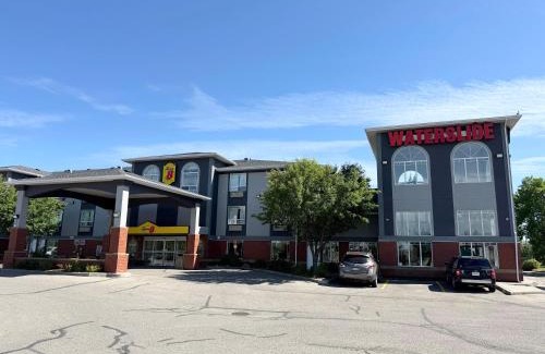High River Hotel | Super 8 by Wyndham High River AB