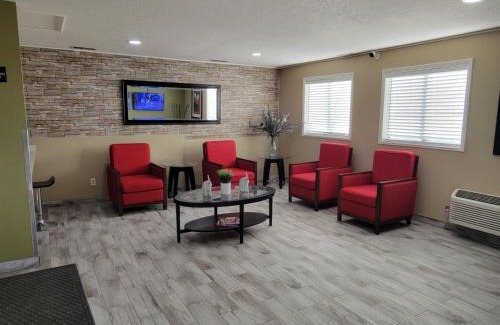 Logan Hotel | Super 8 by Wyndham Logan