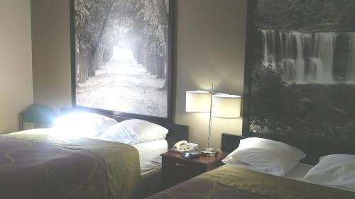 Munfordville Hotel | Super 8 by Wyndham Munfordville KY