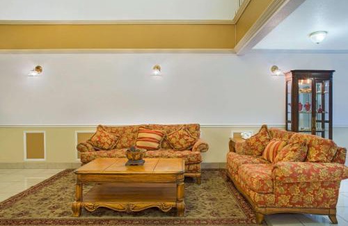 Oroville Hotel | Super 8 by Wyndham Oroville