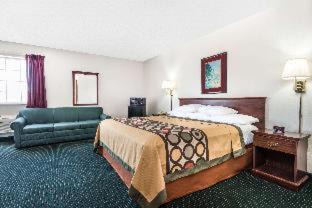 Platte City Hotel | Super 8 by Wyndham Platte City Kansas City Area