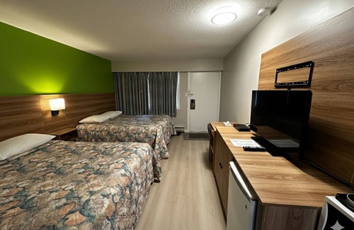 Quesnel Hotel | Super 8 by Wyndham Quesnel BC