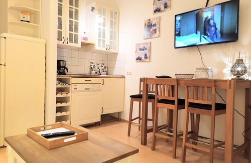 Stolberg Apartment | Super Apartment #1 + Eigene Terrasse + Nahe Aachen