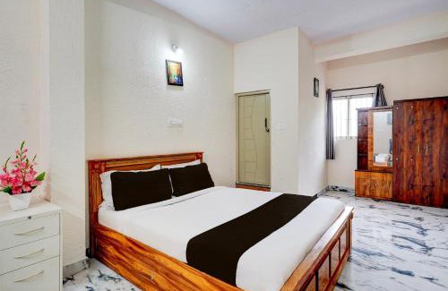 Narasapura Hotel | Super Collection O Madavara Metro Station Formerly APS Heritage