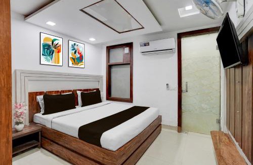 Bathinda Hotel | Super Collection O Mall Road Bathinda Formerly Hotel Galaxy
