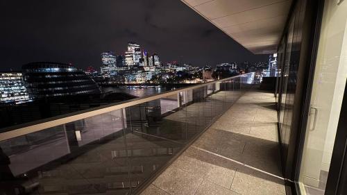 Riverside Apartment | Super Large Nice Direct Views Tower Bridge