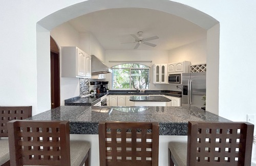 Playacar Fase I House | SUPER SPECIAL RATES! Casa Foto - Across the street from the Ocean