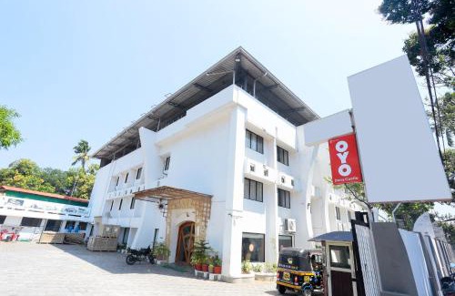 Kollam Hotel | Super Townhouse Dona Castle