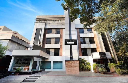Rangarajapuram House | Super Townhouse Oak Kodambakkam
