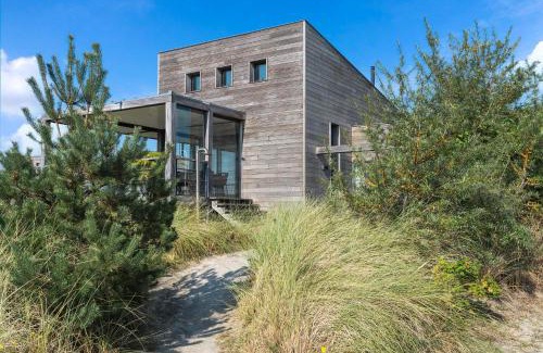 Ouddorp Villa | Super VIP Waterfront Villa - 4p - Waterzicht & Windbeschut Terras - Villa 42
