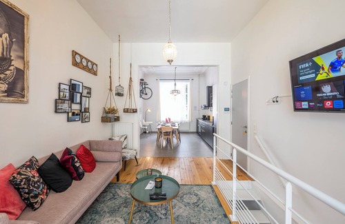Sint-Jans-Molenbeek Apartment | Superb 3 Bedroom & 3 Bathroom Duplex Apartment In Central Brussels