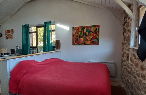 Saint-Martin-de-Valamas Bed & Breakfast | Superb loft gîte /bed and breakfast: La grange d ArtDèche