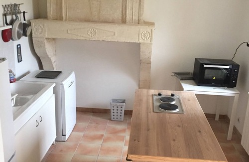 Saint-Vivien-de-Blaye Apartment | Superb gîte in the Bordeaux countryside