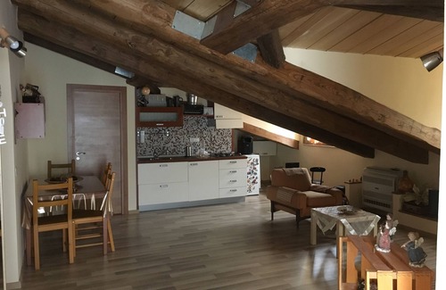 Caserta Apartment | Superb Mansarda .