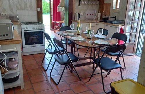 Bran House | Superb Rural property for 6 with Private Heated Swimming Pool