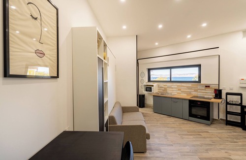 Roucas-Blanc Apartment | Superb sea view, cosy apartment