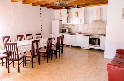 Avrig Villa | Superb vacation villa located at the foot of the Făgăraş Mountains, Sibiu region