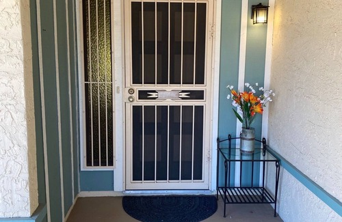 North Mountain House | Superb Value for the Money in Heart of Phoenix Metro Area