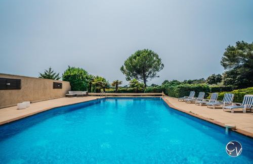 Venejan Villa | Superbe Villa avec Piscine et vue sur le Village