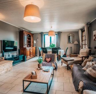 Venejan Villa | Superbe Villa avec Piscine et vue sur le Village