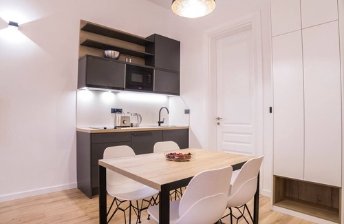 Old Town Apartment | Superior Apartment is stylish and family-friend apartment with best location.